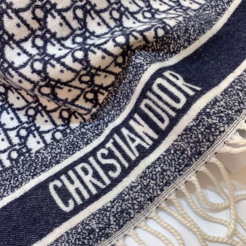 Diro Printed Cloak-140 x 180CM - Image 3