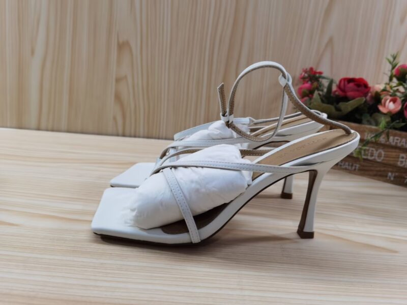 Only Size EU40 - Image 4