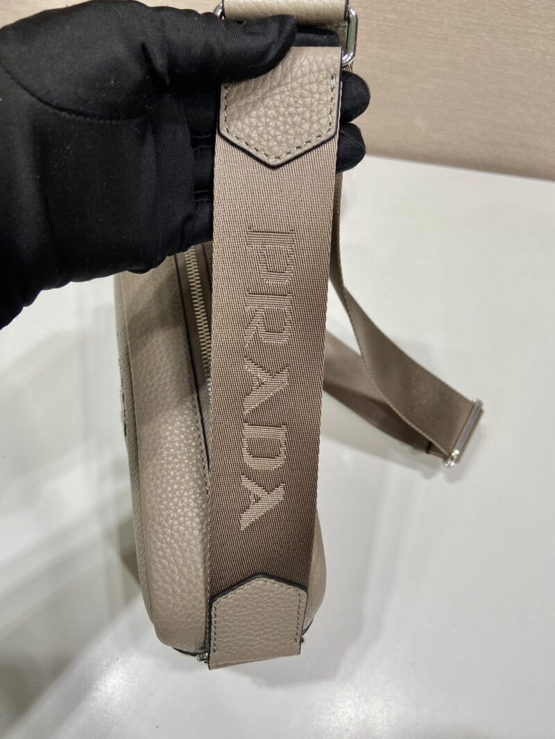 Prada 1BH182 Crossbody Bag -22*14.5*8CM - Image 8