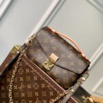 Louis Vuitton Pochette Metis Handbags-21.5*13.5*6CM