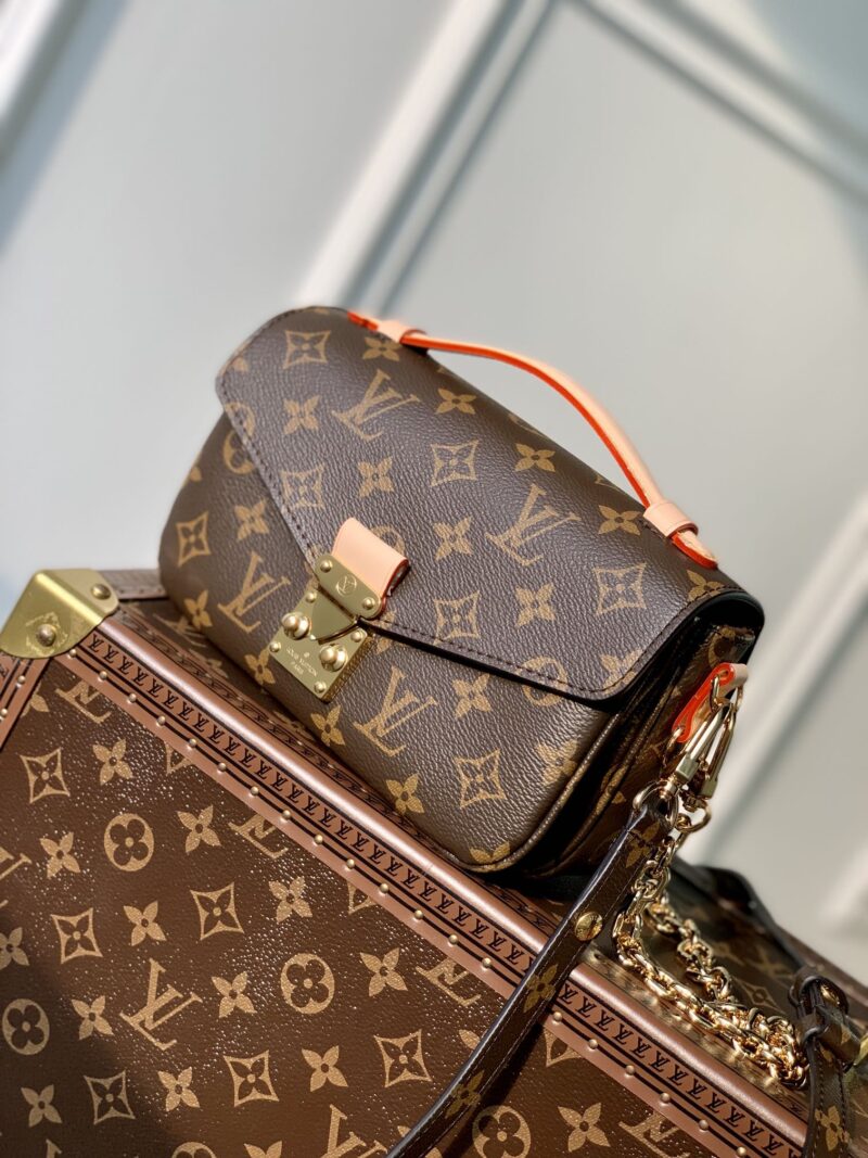 Louis Vuitton Pochette Metis Handbags-21.5*13.5*6CM - Image 3