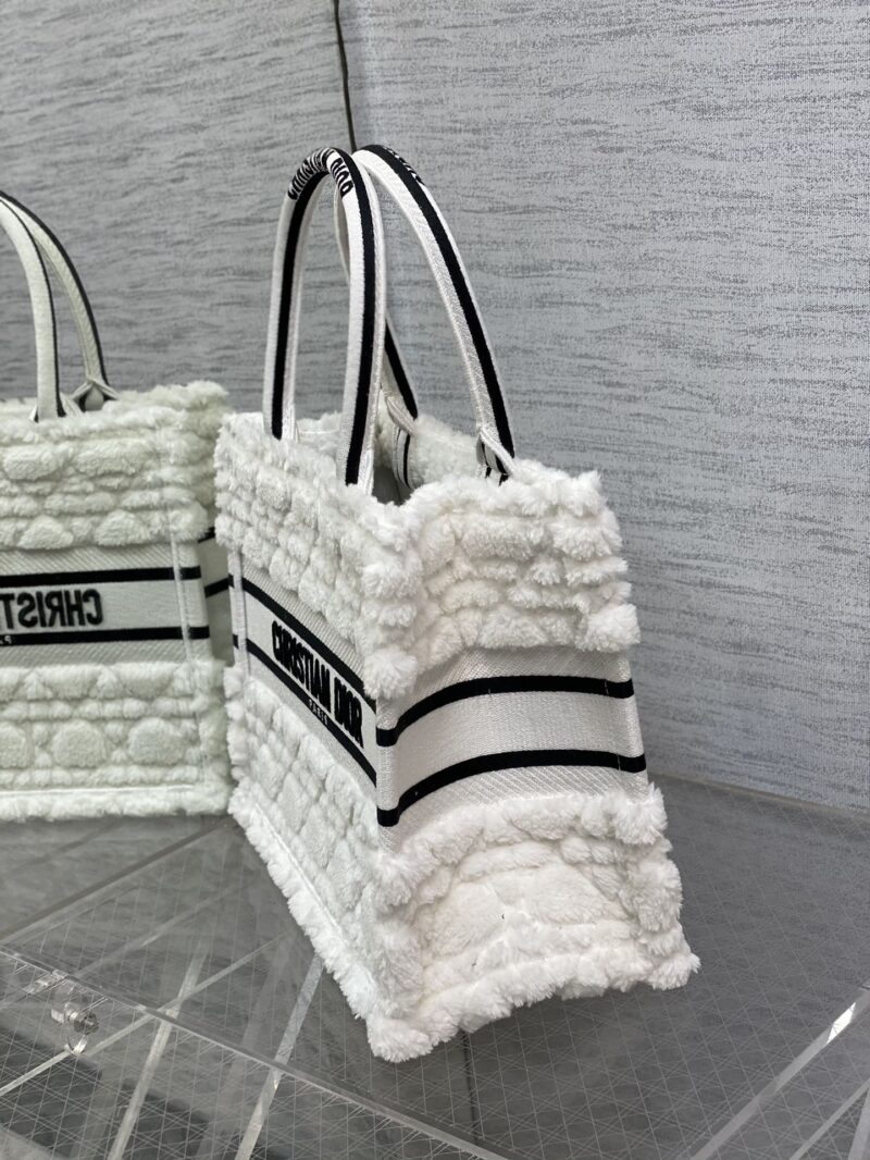 Diro Small Book Tote-26*8*22CM - Image 2