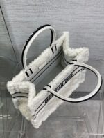 Diro Small Book Tote-26*8*22CM - Image 5