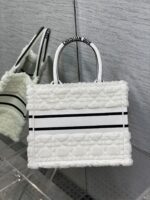 Diro Small Book Tote-26*8*22CM - Image 9