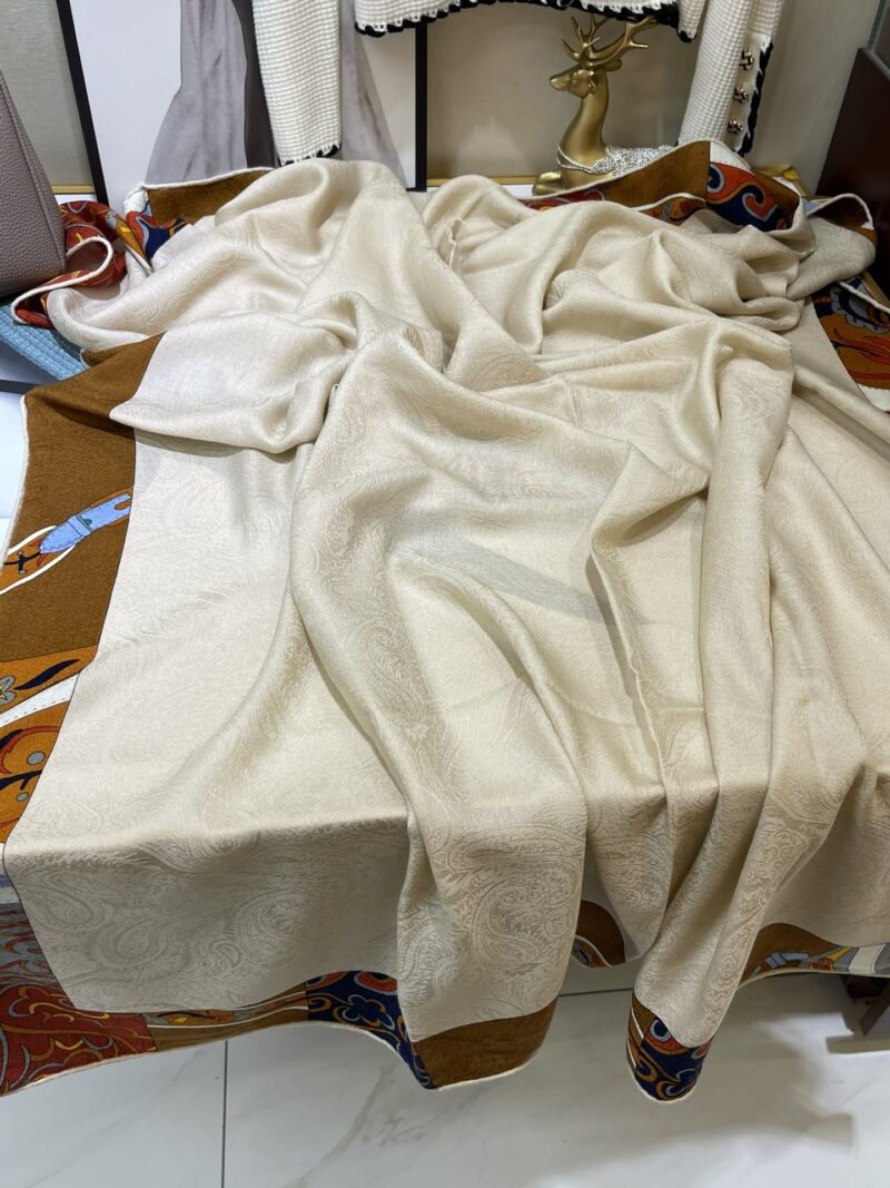 Hermes Square Towel-140*140CM - Image 5