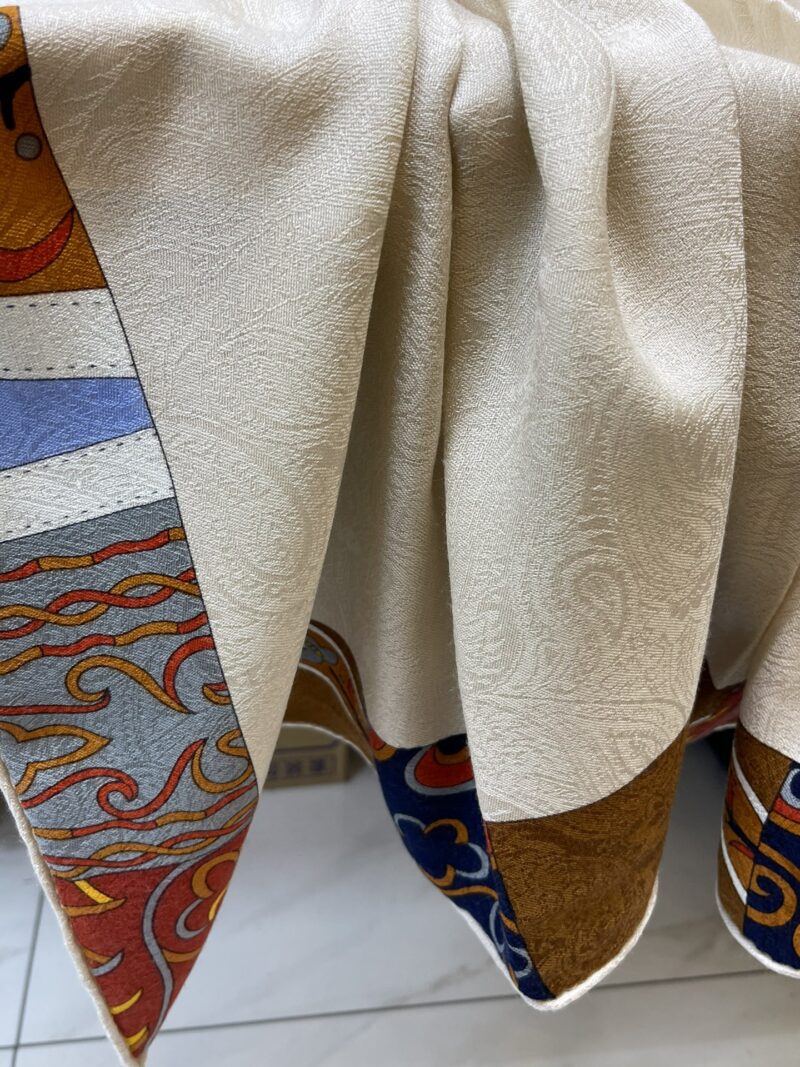 Hermes Square Towel-140*140CM - Image 9