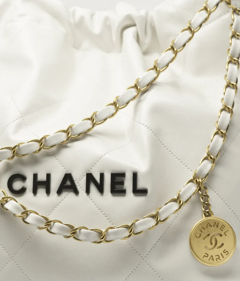 CHANEL 22 Small Handbag AS3260 (37*35*7cm) - Image 4