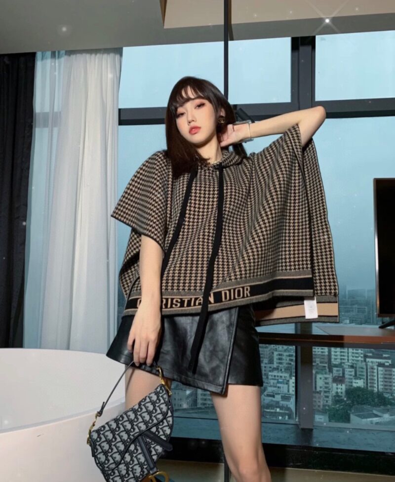 Diro Cloak - Image 11