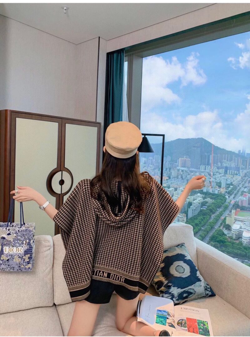 Diro Cloak - Image 15