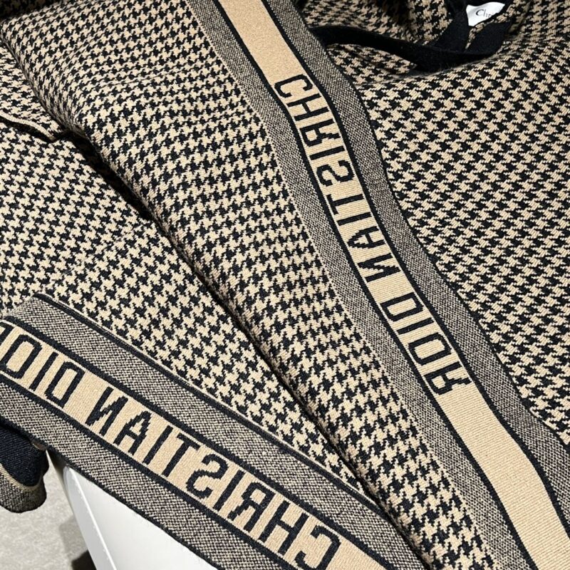 Diro Cloak - Image 3