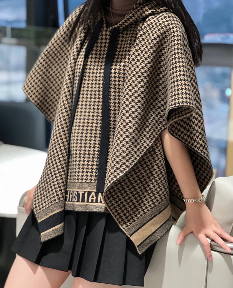 Diro Cloak - Image 7