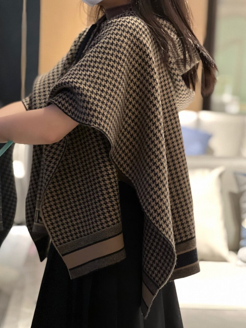 Diro Cloak - Image 9