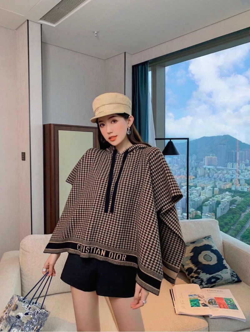 Diro Cloak - Image 10