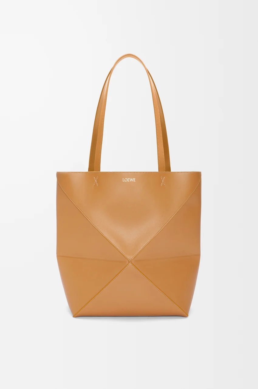 A657G50X01_2586_1F LOEWE Medium Puzzle Fold tote in shiny calfskin - Image 1