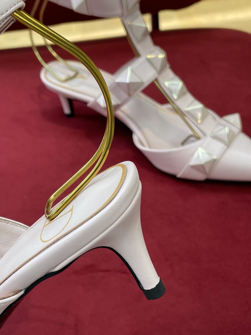 Valentino 2022SS Heels(Size:35-42) - Image 8