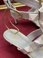 Valentino 2022SS Heels(Size:35-42) - Image 7
