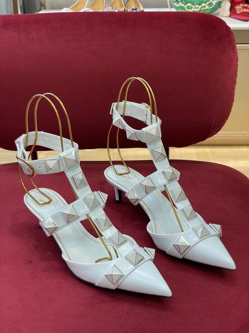 Valentino 2022SS Heels(Size:35-42) - Image 2