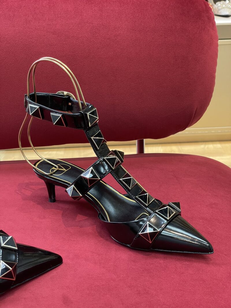 Valentino 2022SS Heels(Size:35-42) - Image 3