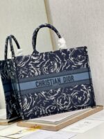 Diro Book Tote - Image 4