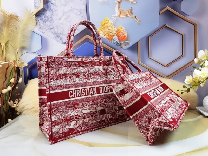 Diro Book Tote - Image 5