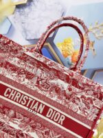 Diro Book Tote - Image 9