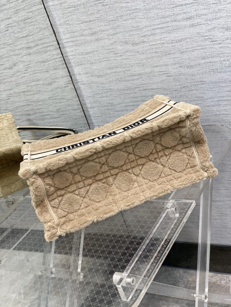 Diro Small Book Tote-36*18*28CM - Image 7