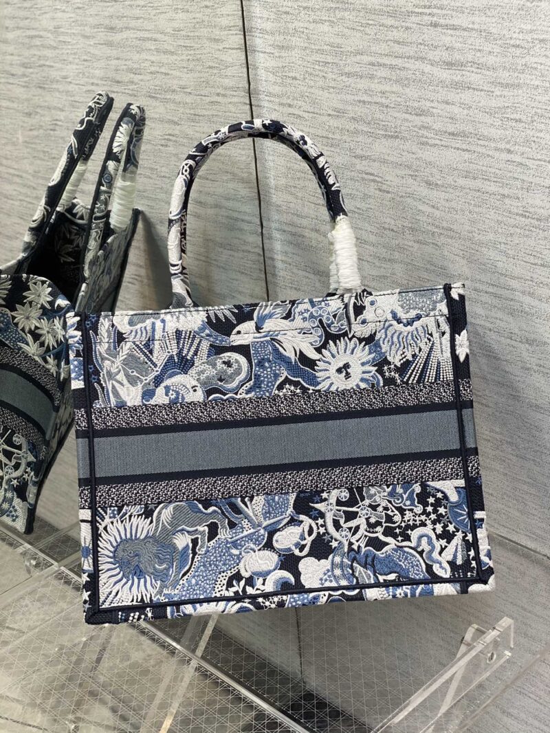 Diro Small Book Tote-36.5CM - Image 4