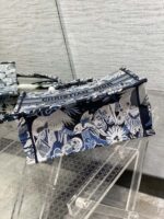 Diro Small Book Tote-36.5CM - Image 8