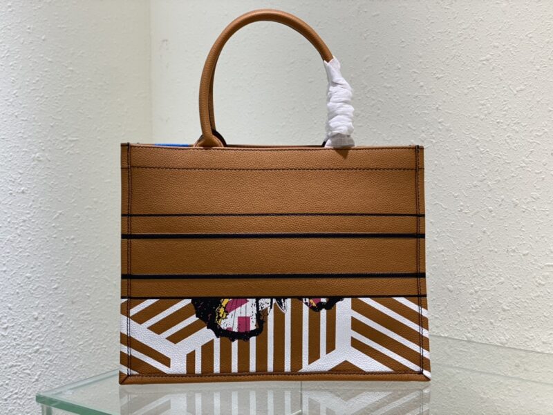 Diro Small Book Tote-36.5CM - Image 9