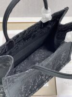 Diro Small Book Tote-36*28CM - Image 4