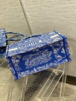 Diro Small Book Tote-36.5CM - Image 8