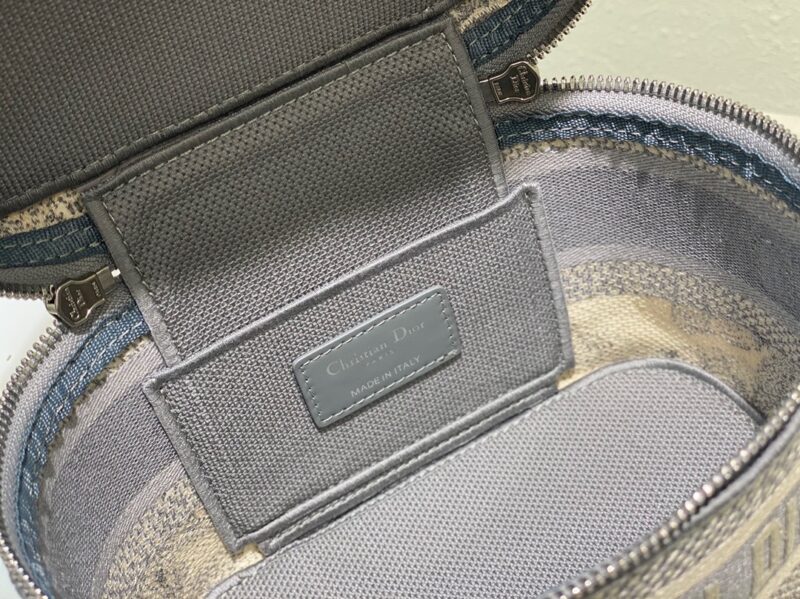 Diro Cosmetic Bag-18*.5*13*10.5CM - Image 7