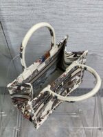 Diro Small Book Tote-26*8*22CM - Image 8