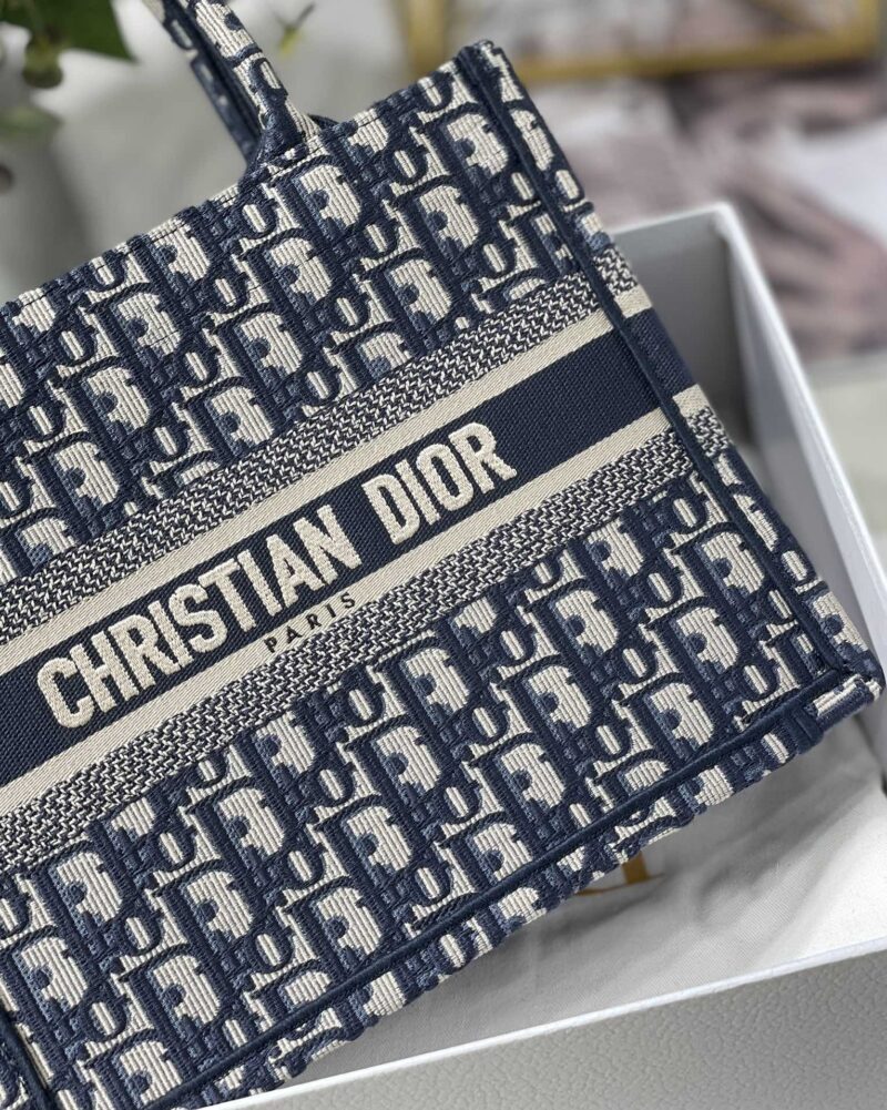 Diro Small Book Tote-26*8*22CM - Image 5