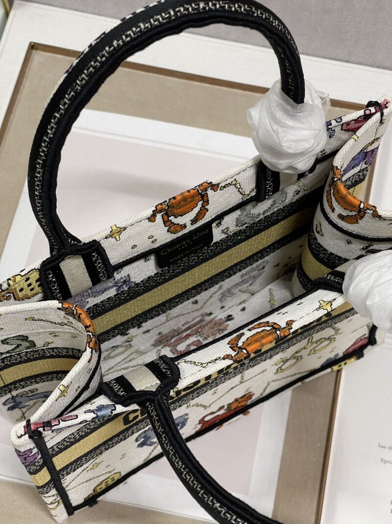 Diro Small Book Tote-26*8*22CM - Image 7