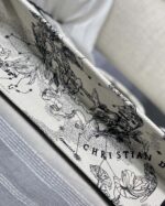 Diro Small Book Tote - Image 5