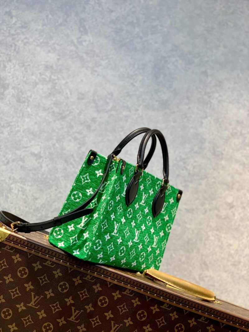 Louis Vuitton Onthego Handbag-25*19*11.5 CM - Image 5