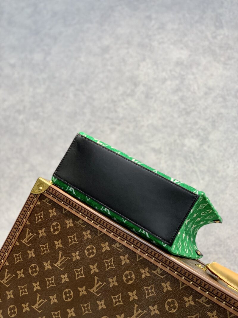Louis Vuitton Onthego Handbag-25*19*11.5 CM - Image 6