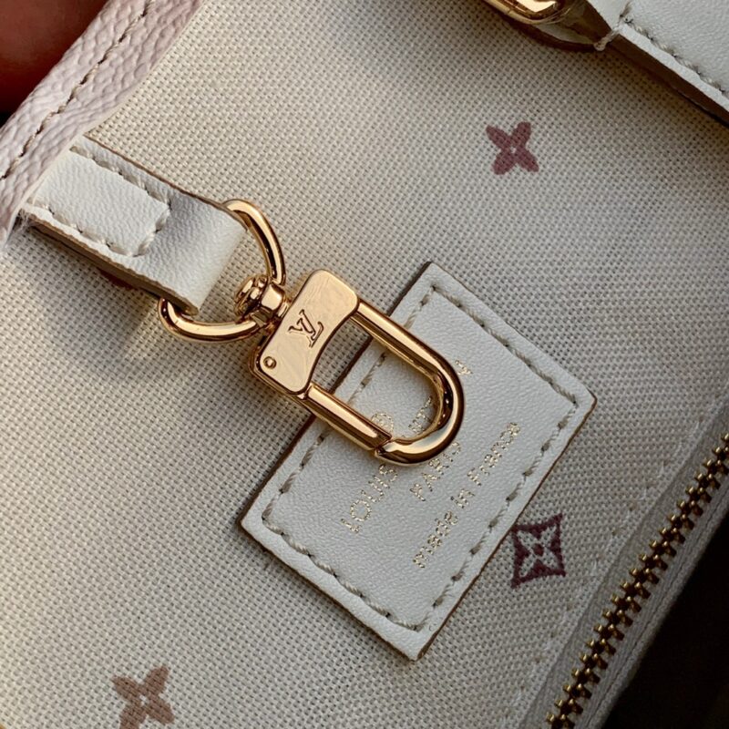 Louis Vuitton Onthego Handbag-25*19*11.5 CM - Image 9