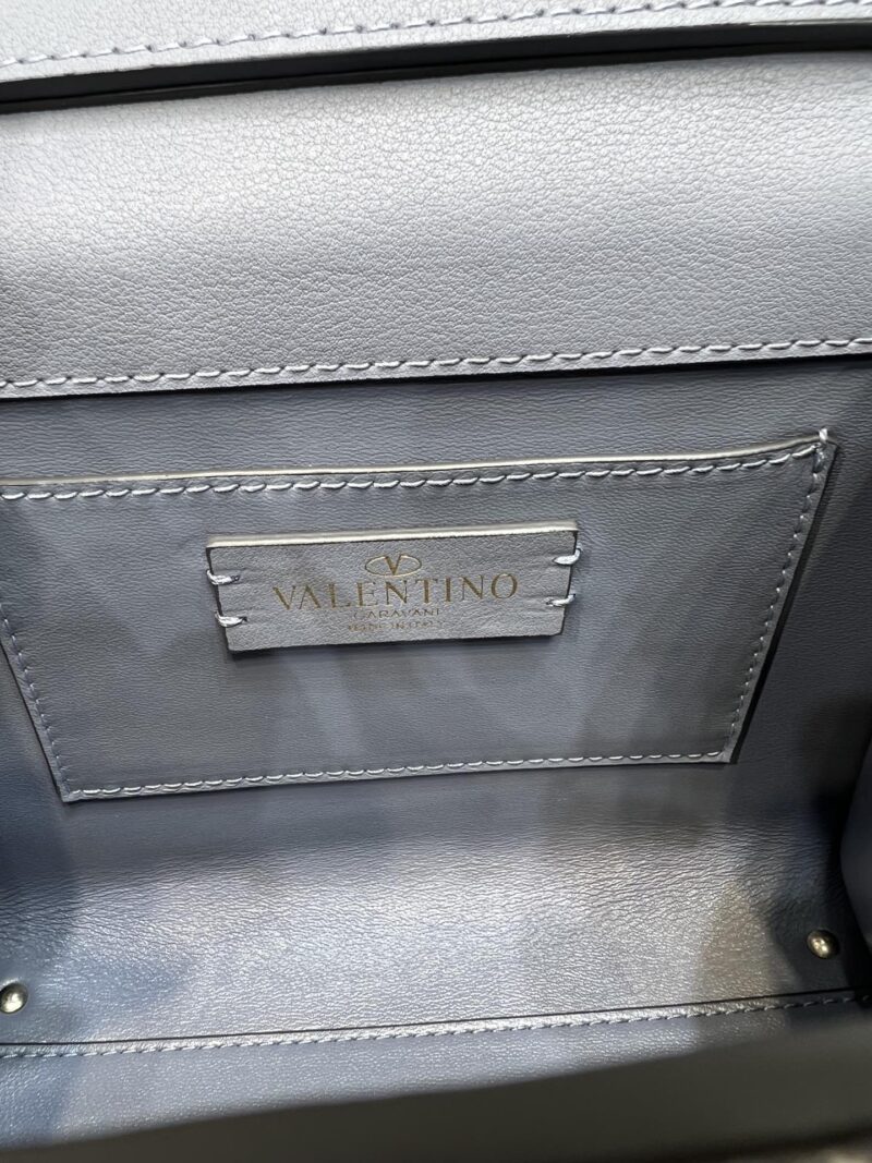 Valentino Vlogo Signature Chain Bag-19*13*9CM - Image 8