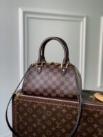 Louis Vuitton Handbags-23*13*14CM