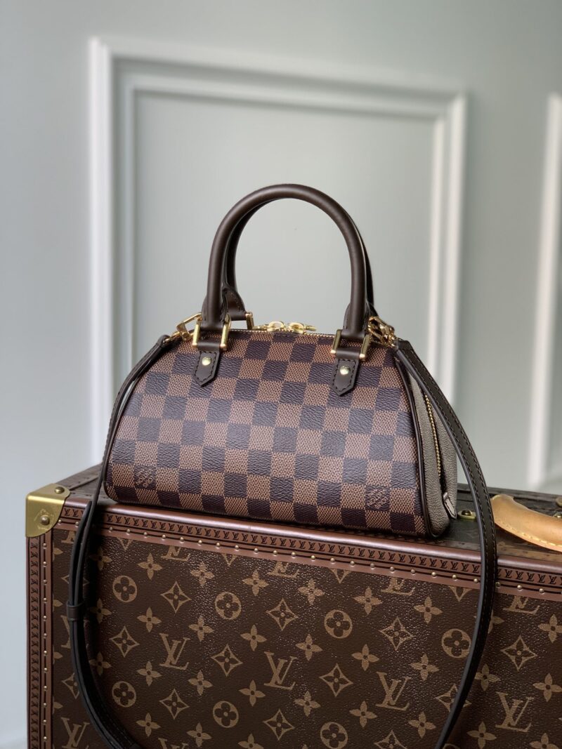 Louis Vuitton Handbags-23*13*14CM - Image 2