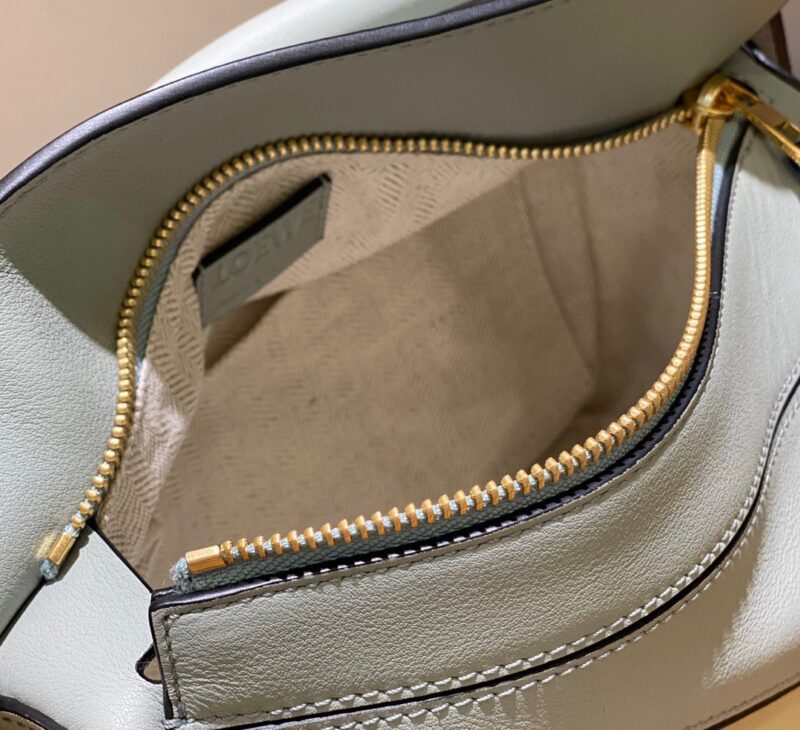 Lowee Puzzle Small Bag-24*10*14CM - Image 6