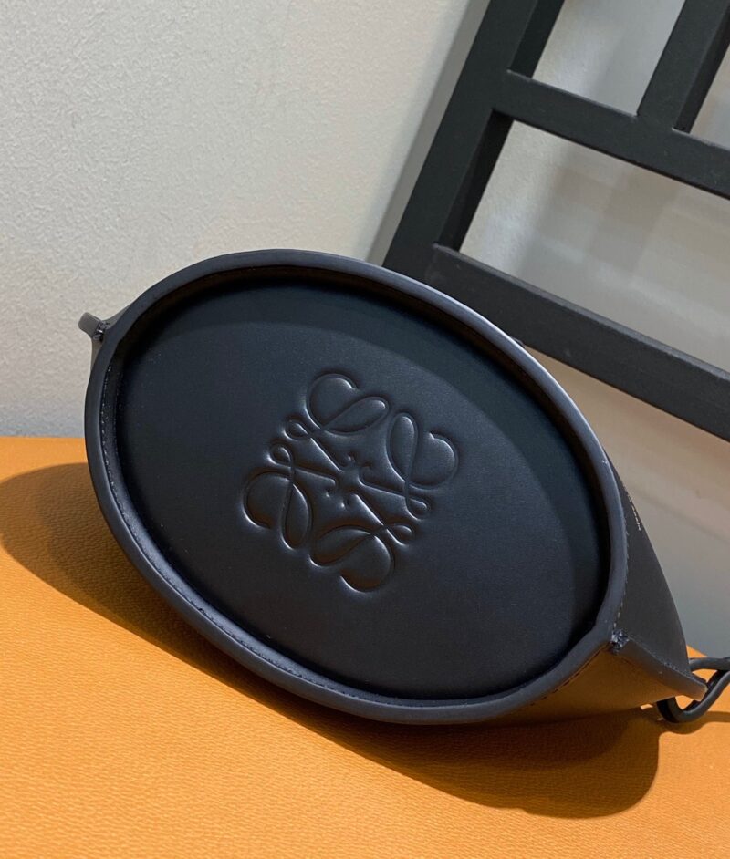 Lowee Moulded Bucket Bag-24*16*12CM - Image 2