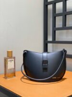 Lowee Moulded Bucket Bag-24*16*12CM