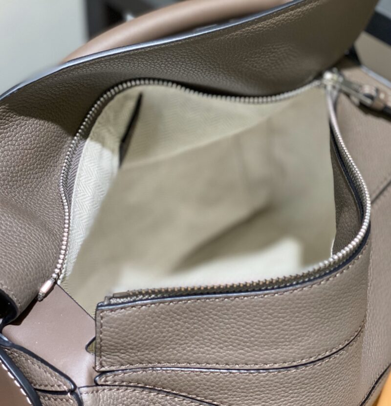 Lowee Puzzle Medium Bag-29*18*12CM - Image 5