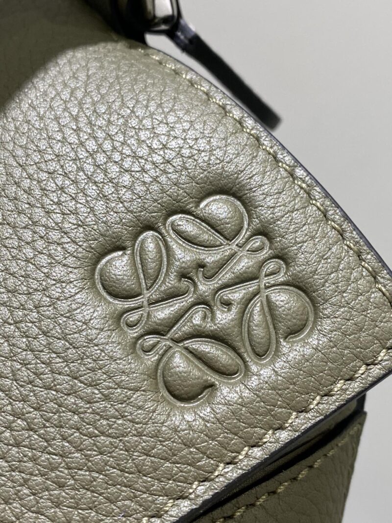 Lowee Puzzle Medium Bag-29*18*12CM - Image 9