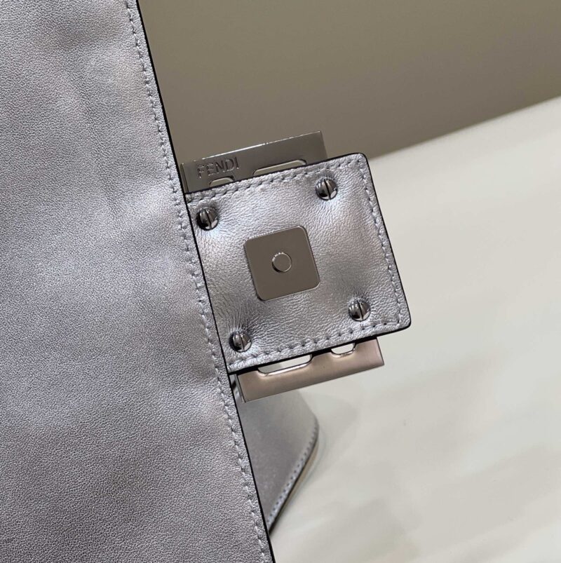 Fendi Baguette Bag - Image 7