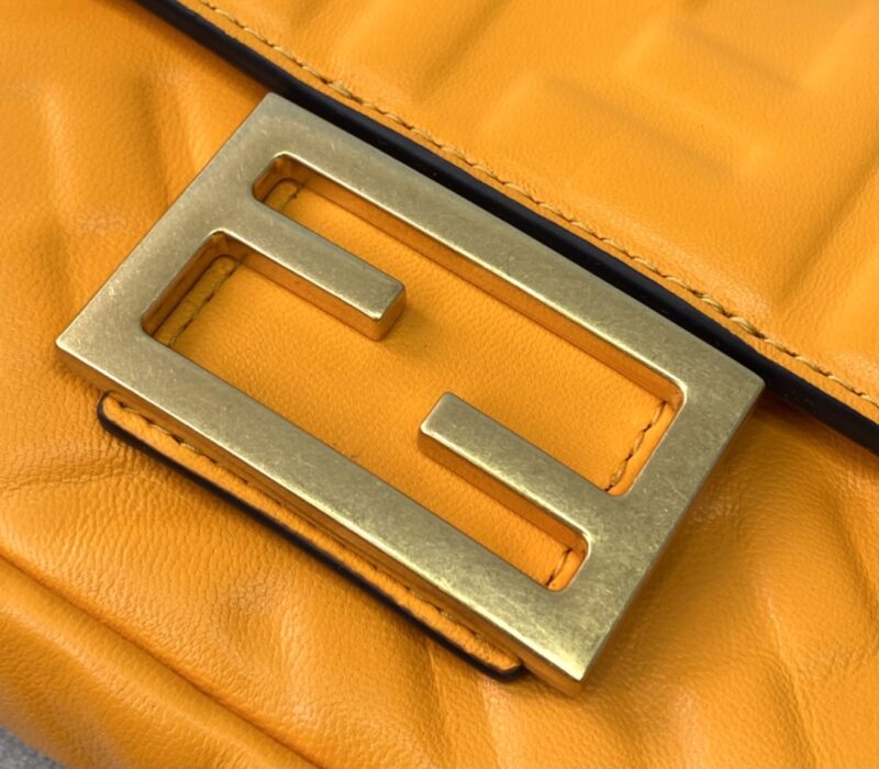Fendi Baguette Bag - Image 5