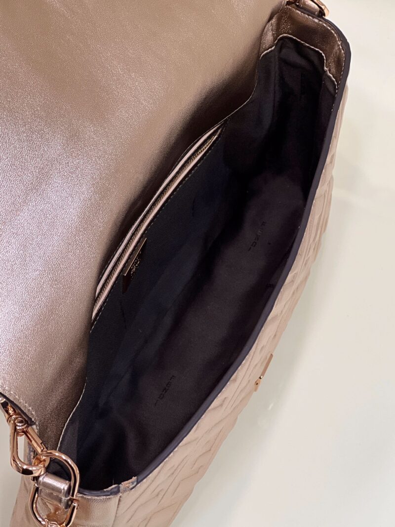 Fendi Baguette Bag - Image 12